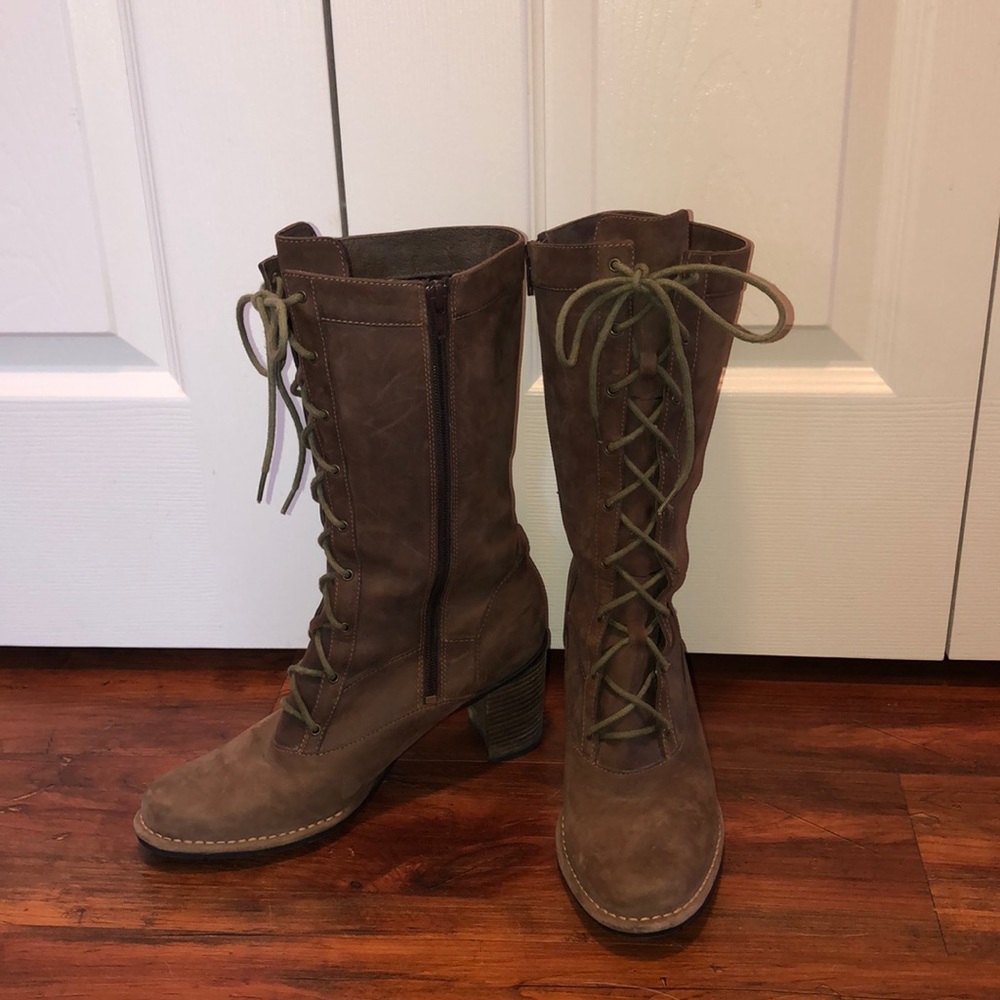 Clarks | Indigo Granny Lace-up Boots